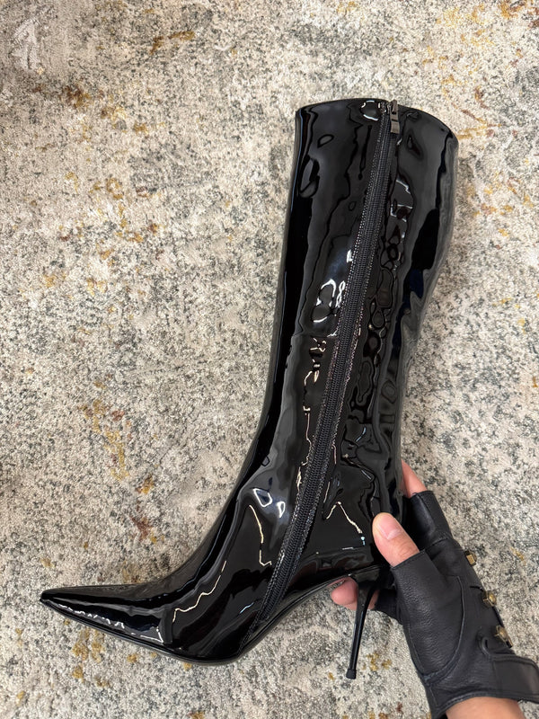 YSL 2025 Botte en cuir verni noir 571309