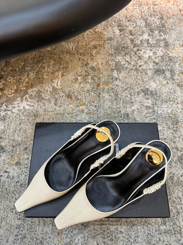 YSL Escarpins Anne-Marie 8cm Cuir d'Agneau Brillant Crème 637225