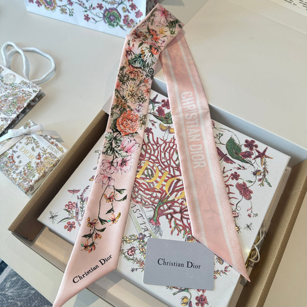 CD Twilly Mini Scarf 105cm Light Pink Colorful Mulberry Silk 902533