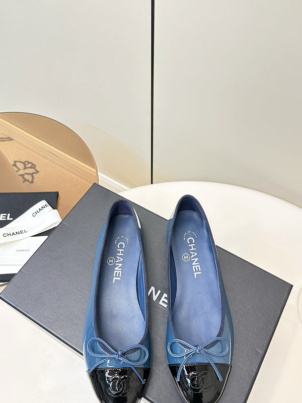 Chanel 25 Ballet Flat Blue Black Patent Leather 469254