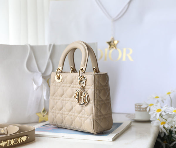 Borsa CD Lady Dior 20 Pelle di agnello kaki