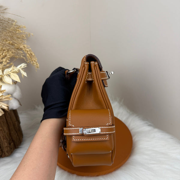 HM Kelly Jump Backpack Brown Cowhide Sliver Hardware 270050