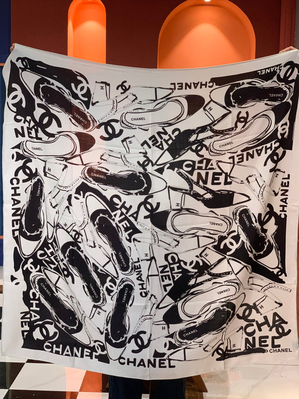CC 25 Reversible Scarf 135cm Black White Cashmere 970901