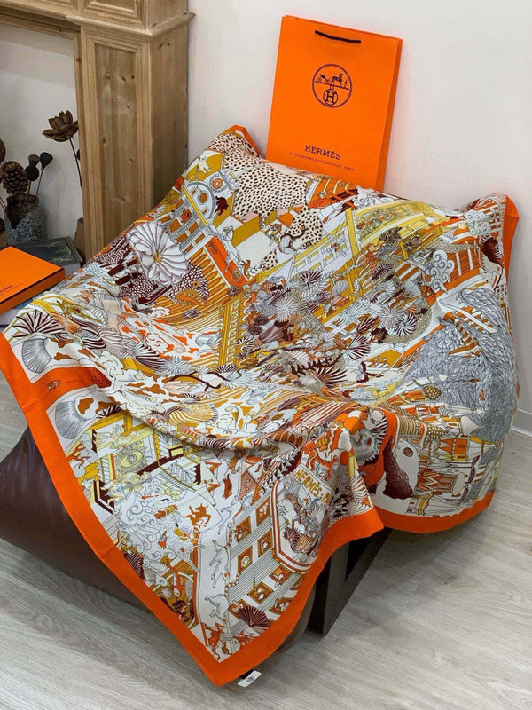 HM 25s Le Carré du Roi 140cm Orange Multicolore Cachemire 973041