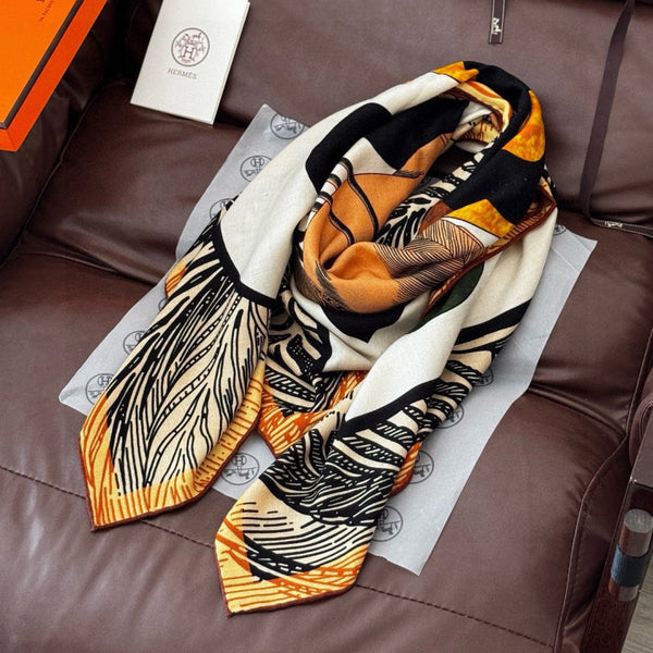 HM 26s Foulard double face 140cm Soie cachemire blanc marron 153142
