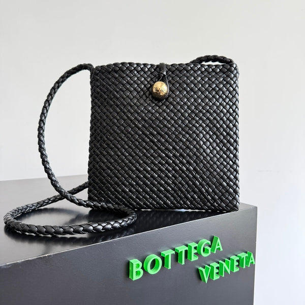 BV Tosca Bag 17cm Black Intrecciato Leather GHW