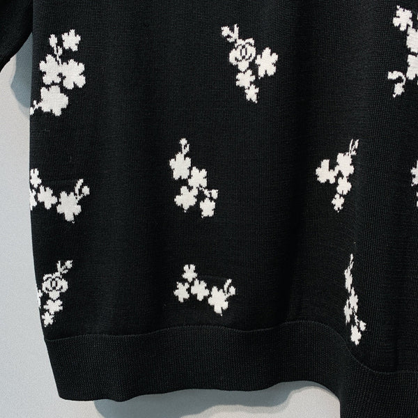 CC SS26 Haut en maille jacquard floral Laine noire 350907