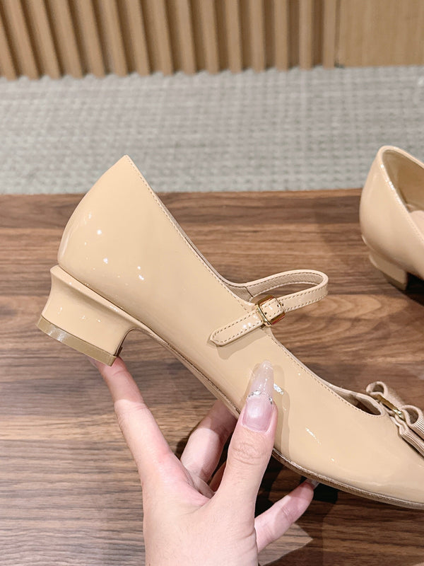 Ferragamo Vara Bow Mary Jane 3cm Beige Patent Leather 693006