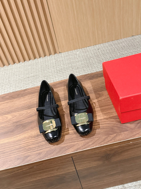 Ferragamo Vara Bow Mary Jane 3cm Black Glossy Leather 693004