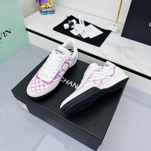 CC 25 Trainers White & Dark Pink Cowhide 413828