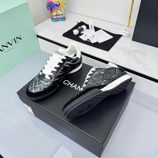 CC 25 Trainers White & Black Cowhide 413829