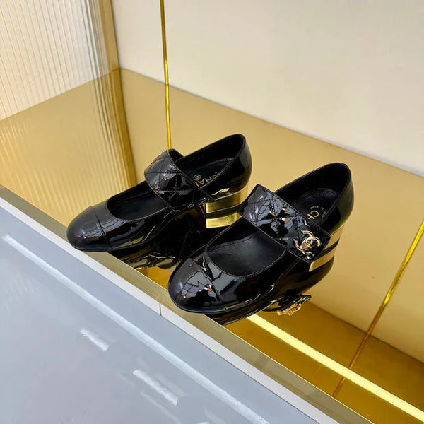 CC 2026 Mary Jane 35 Black Gold Black Patent Leather 667752