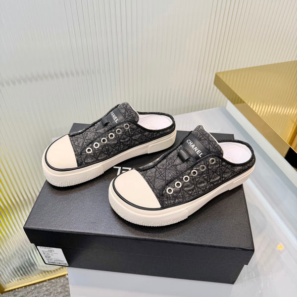 CC 26s Casual Sports Mules Black White Denim 924003
