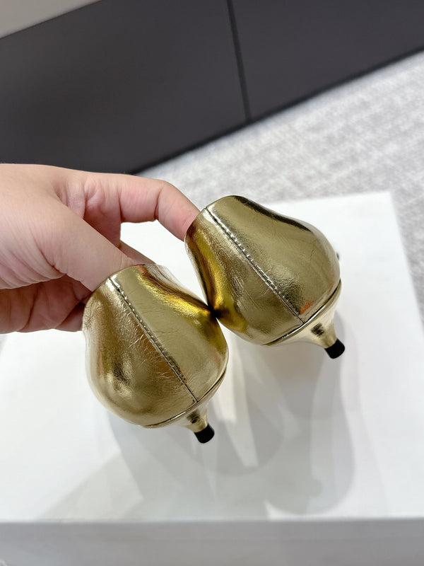 The Row 25ss TR Kitten heel Pointed Toe Shoes 35mm Gold Metallic Sheepskin 451306