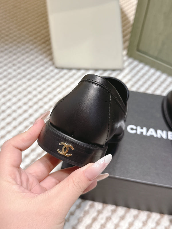 CC 26SS Mocassins 3cm Cuir de Vachette Noir 653489
