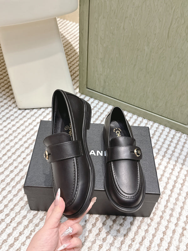 CC 26SS Mocassins 3cm Cuir de Vachette Noir 653489