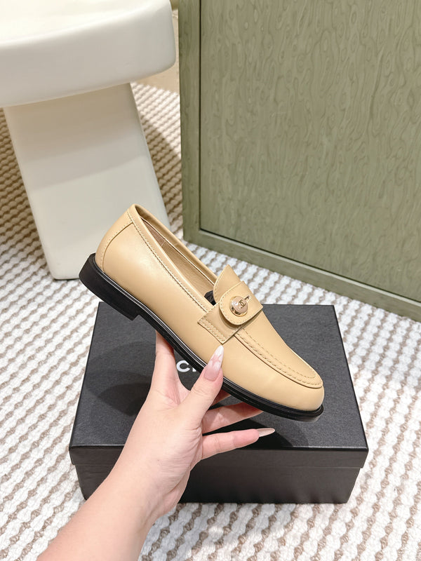 Mocassins CC 26SS 3cm Cuir de Vachette Beige 653490