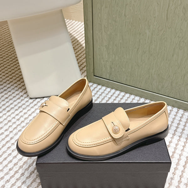 Mocassins CC 26SS 3cm Cuir de Vachette Beige 653490