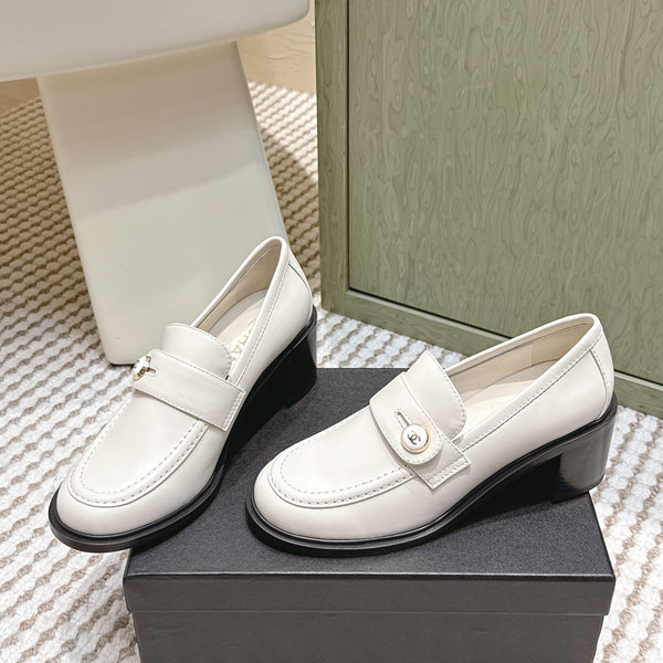 Mocassins CC 26SS Cuir de vachette blanc 6cm 653499