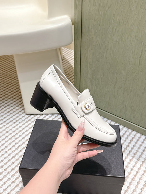 Mocassins CC 26SS Cuir de vachette blanc 6cm 653499