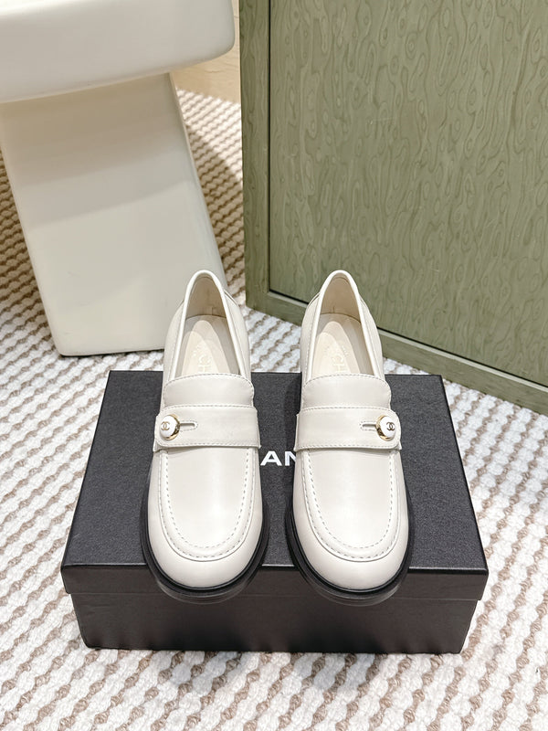 Mocassins CC 26SS Cuir de vachette blanc 6cm 653499