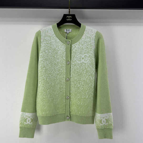 Chanel 2025 Cardigan en Maille Laine Verte 329296