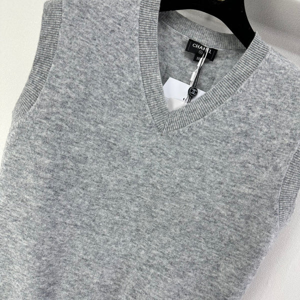 CC V-neck Vest Grey Wool 346001