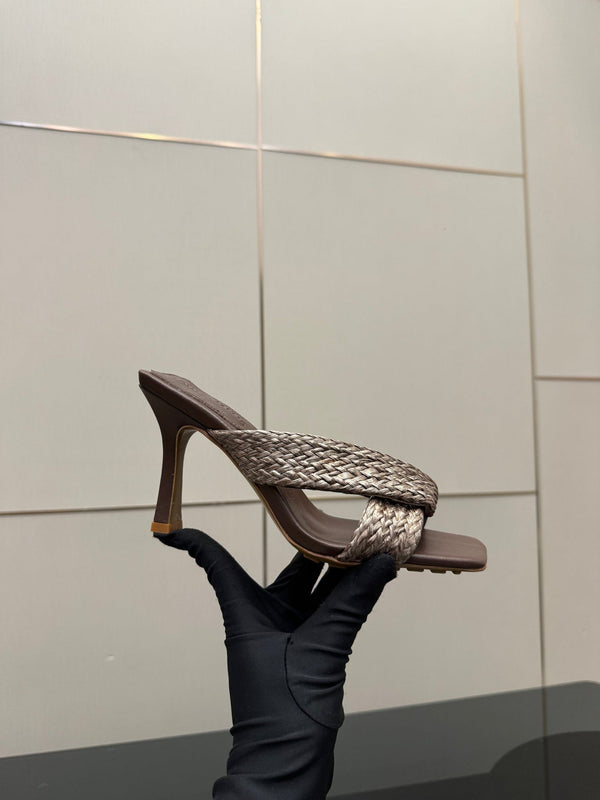 BV 26s Heeled Sandals 9.5cm Dark Brown Calfskin Raffia