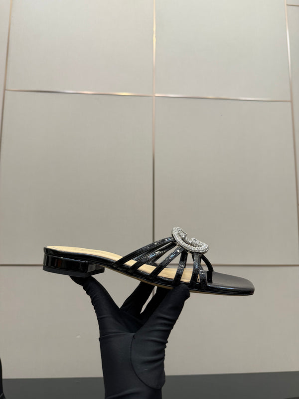 Women's Slide 25mm With Crystal Interlocking G Black Patent Leather