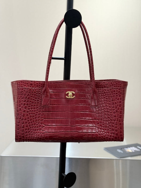 CC 2026 Executive Cerf Tote Bag Burgundy Crocodile Embossed Leather
