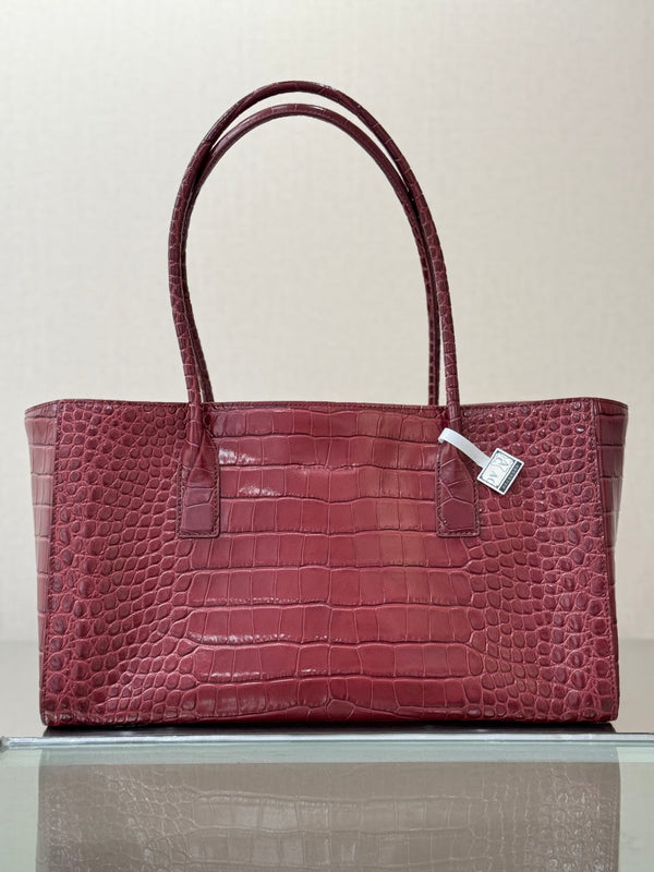 CC 2026 Executive Cerf Tote Bag Burgundy Crocodile Embossed Leather