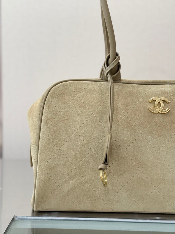 CC Maxi Bowling Bag 35.5cm Light Beige Suede