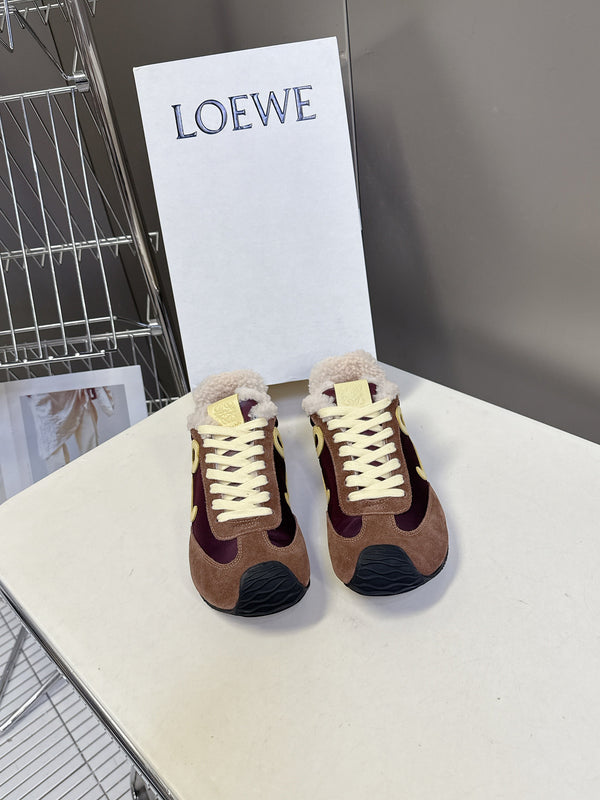 Loewe Ballet Runner 2.0 Sneaker Brown Suede Shearing 536830