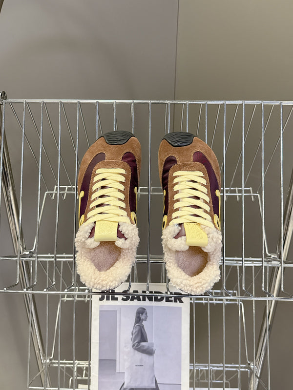 Loewe Ballet Runner 2.0 Sneaker Brown Suede Shearing 536830