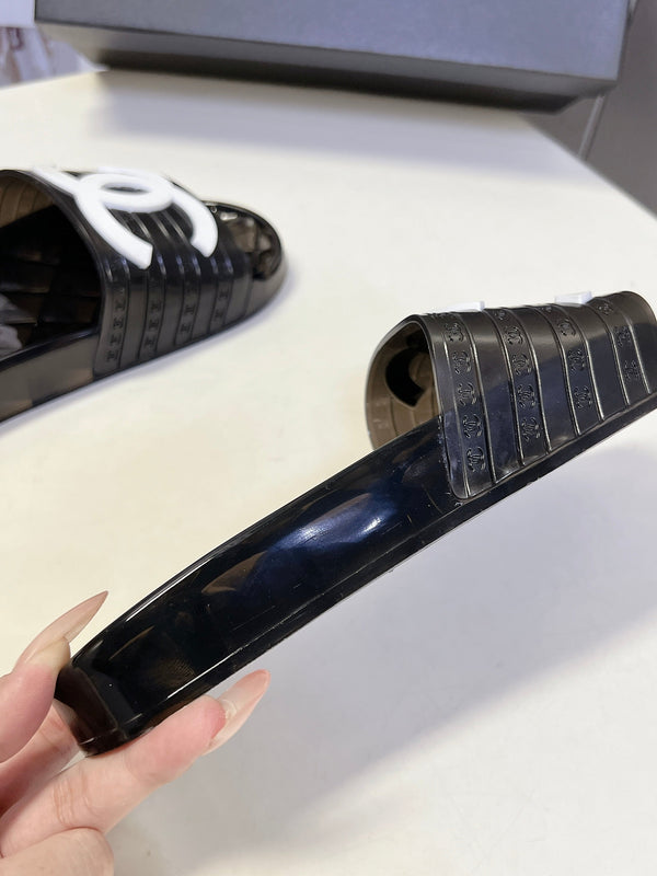 CC 26s Flat Slide Sandals Black PVC Transparent 947931