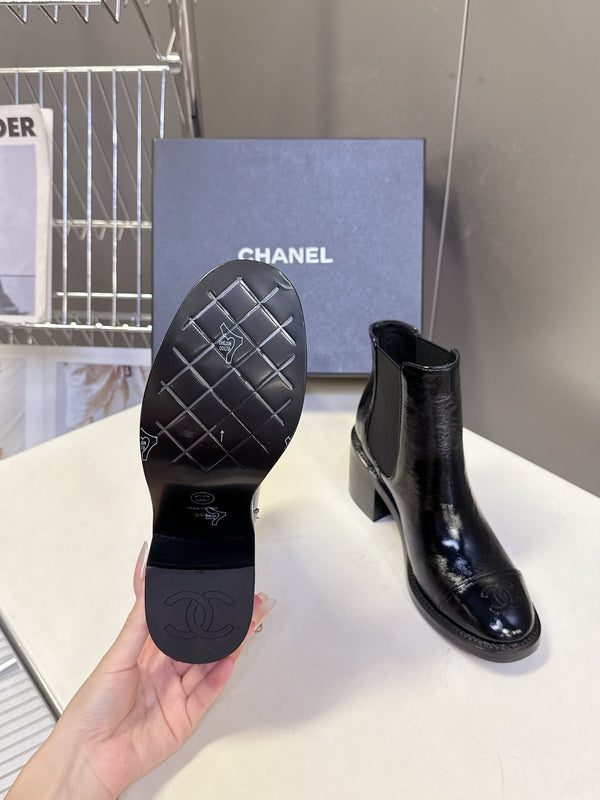 CC 26s Ankle Boots Black Glossy Lambskin 948059