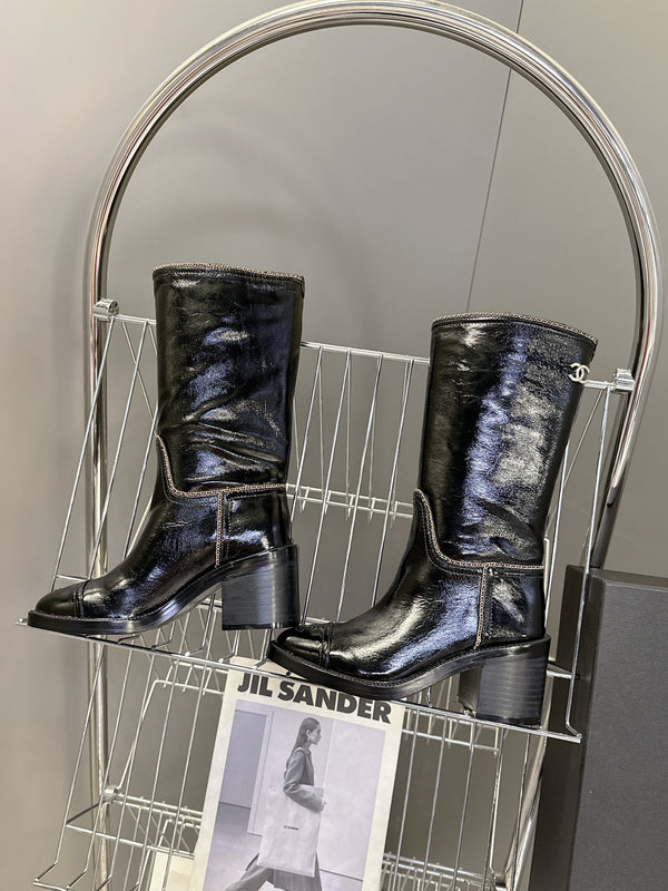 CC 26s Chain-Embellished Long Boots Black Glossy Lambskin 948052
