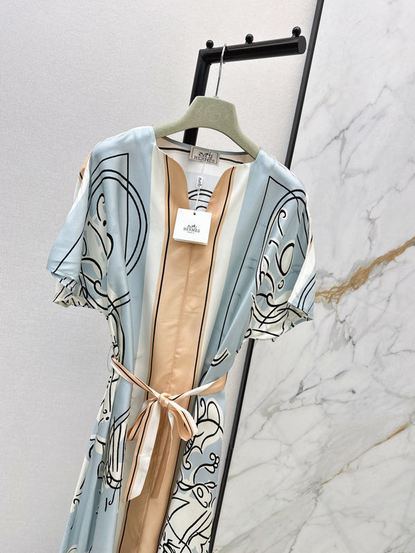 HM 25s Dress 340