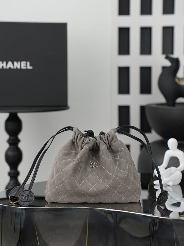 Chanel 2026 Lucky Bag 22cm Suède taupe