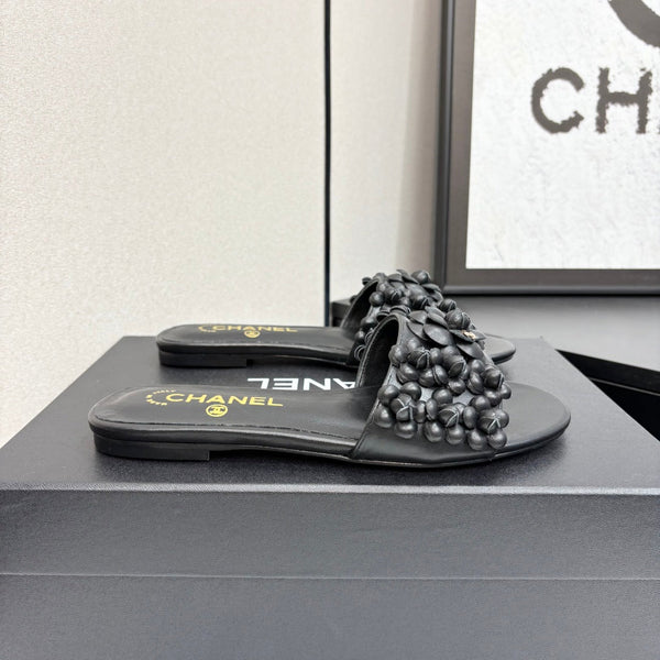 CC 25C Mules Flower Pelle di vitello nera