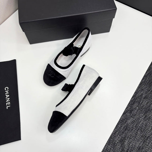 CC 25 Mary Janes In Black White Velvet And Sheepskin 352464