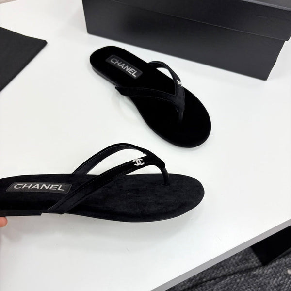 CC Crystal Logo Thong Sandal Black Velvet 352478