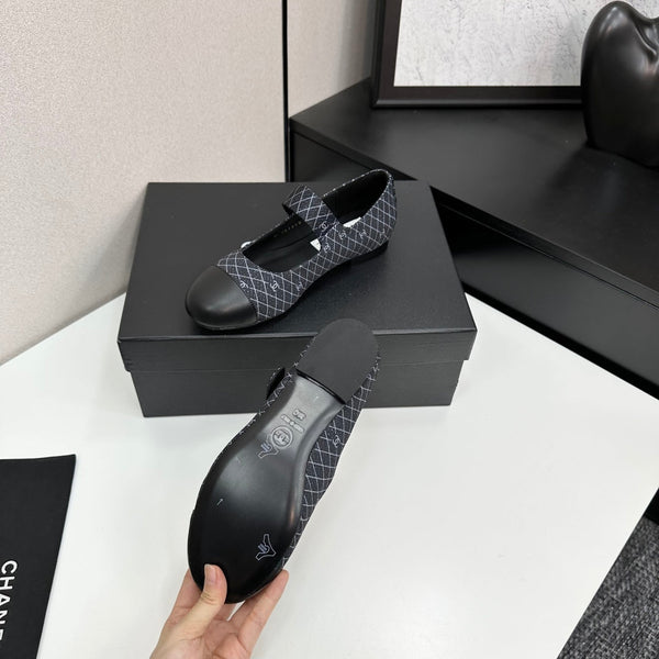 CC25 Mary Janes Tessuto Nero e Pelle di Vacchetta 352510