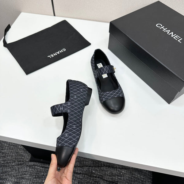 CC25 Mary Janes Tessuto Nero e Pelle di Vacchetta 352510