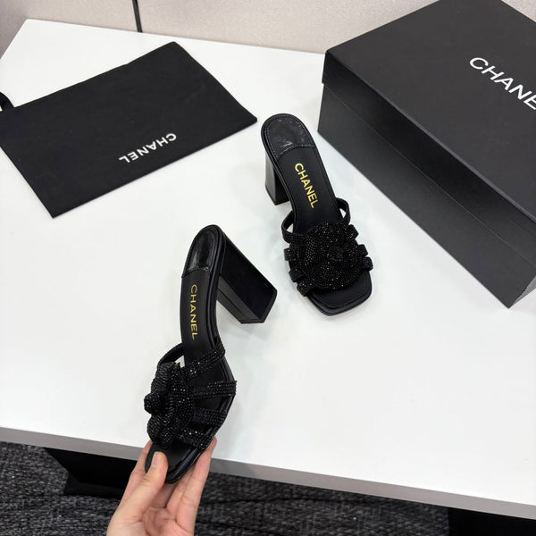 CC 25 Camellia Open Heel Mule Sandals 90mm Black Stone Grain And Sheepskin 368844
