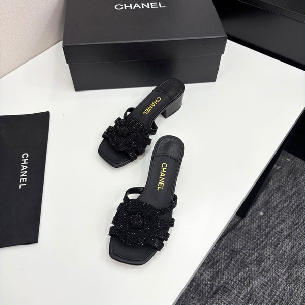 CC 25 Camellia Open Heel Mule Sandals 50mm Black Stone Grain And Sheepskin 368860