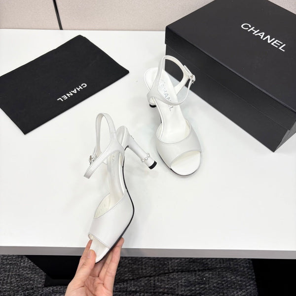 CC 25 Heel Sandals 80mm White Lambskin 368824