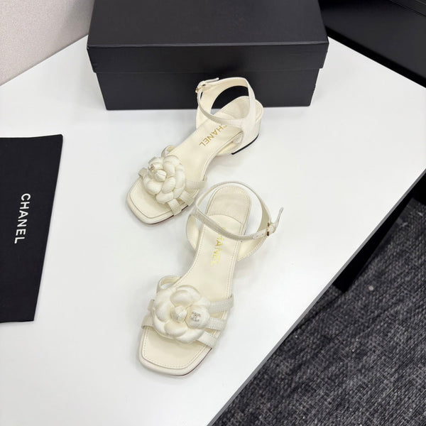 CC 25 Camellia Open Heel Sandals 50mm Ivory Sheepskin And Fabric 368812