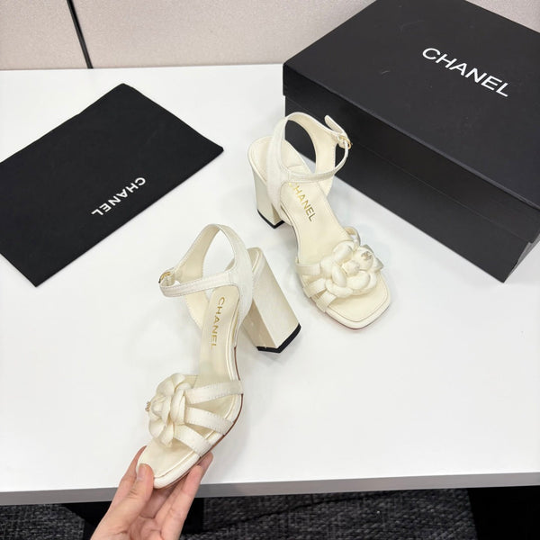 CC 25 Camellia Open Heel Sandals 90mm Ivory Sheepskin And Fabric 368816