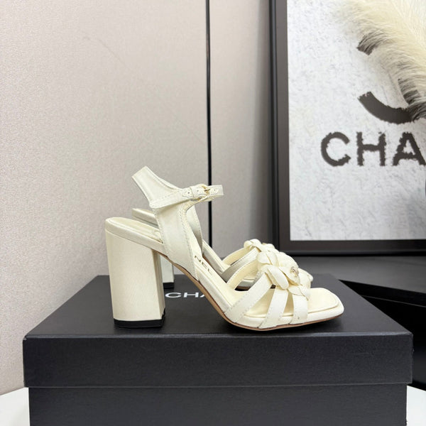CC 25 Camellia Open Heel Sandals 90mm Ivory Sheepskin And Fabric 368816